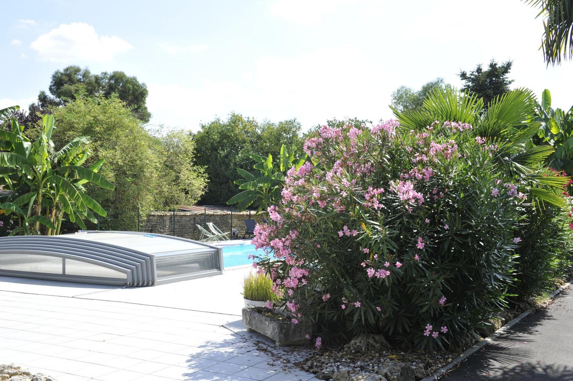 Jardin D'Arcy - Chambres D'Hotes Avec Piscine Et Spa Bois Εξωτερικό φωτογραφία